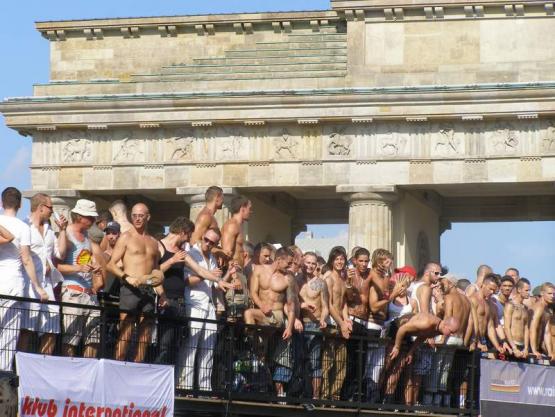 Bild Nr. 19539 - 137 mal gesehen